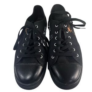 Unisex Black Canvas Low-Top Sneakers, Graphic Print, Men’s US 8.5/Women’s US 10